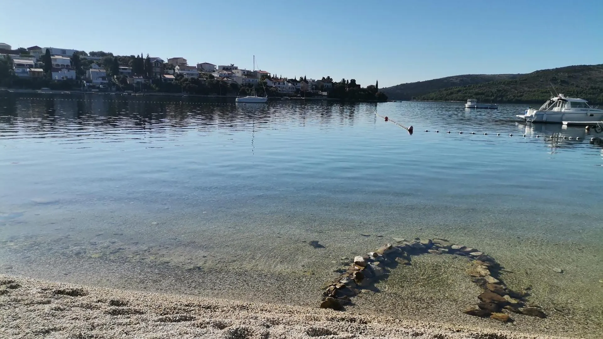 Apartment Villa Barbara & Zoran With Heated Swimming Pool Seget Vranjica